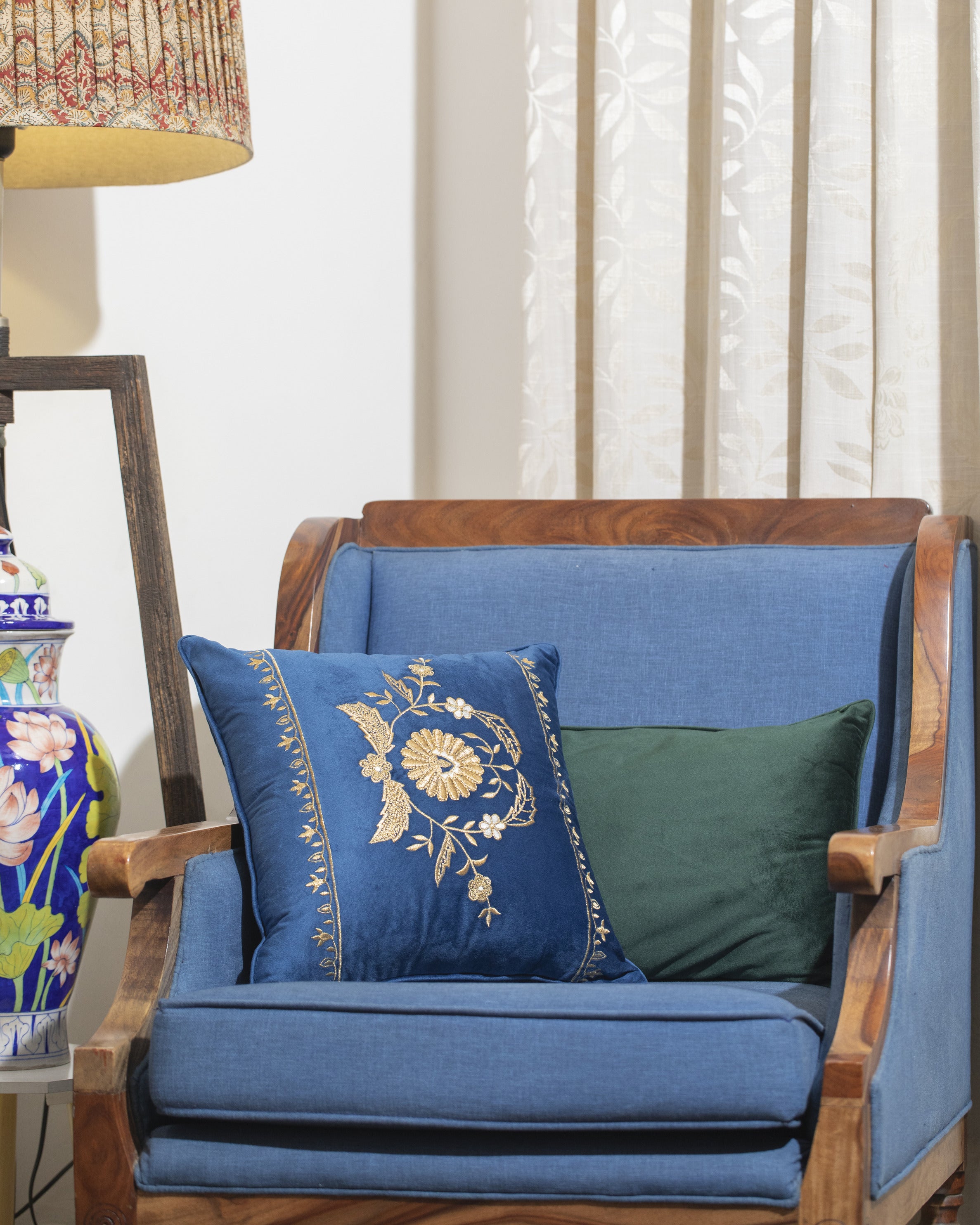 Royal Splendour- Velvet Blue